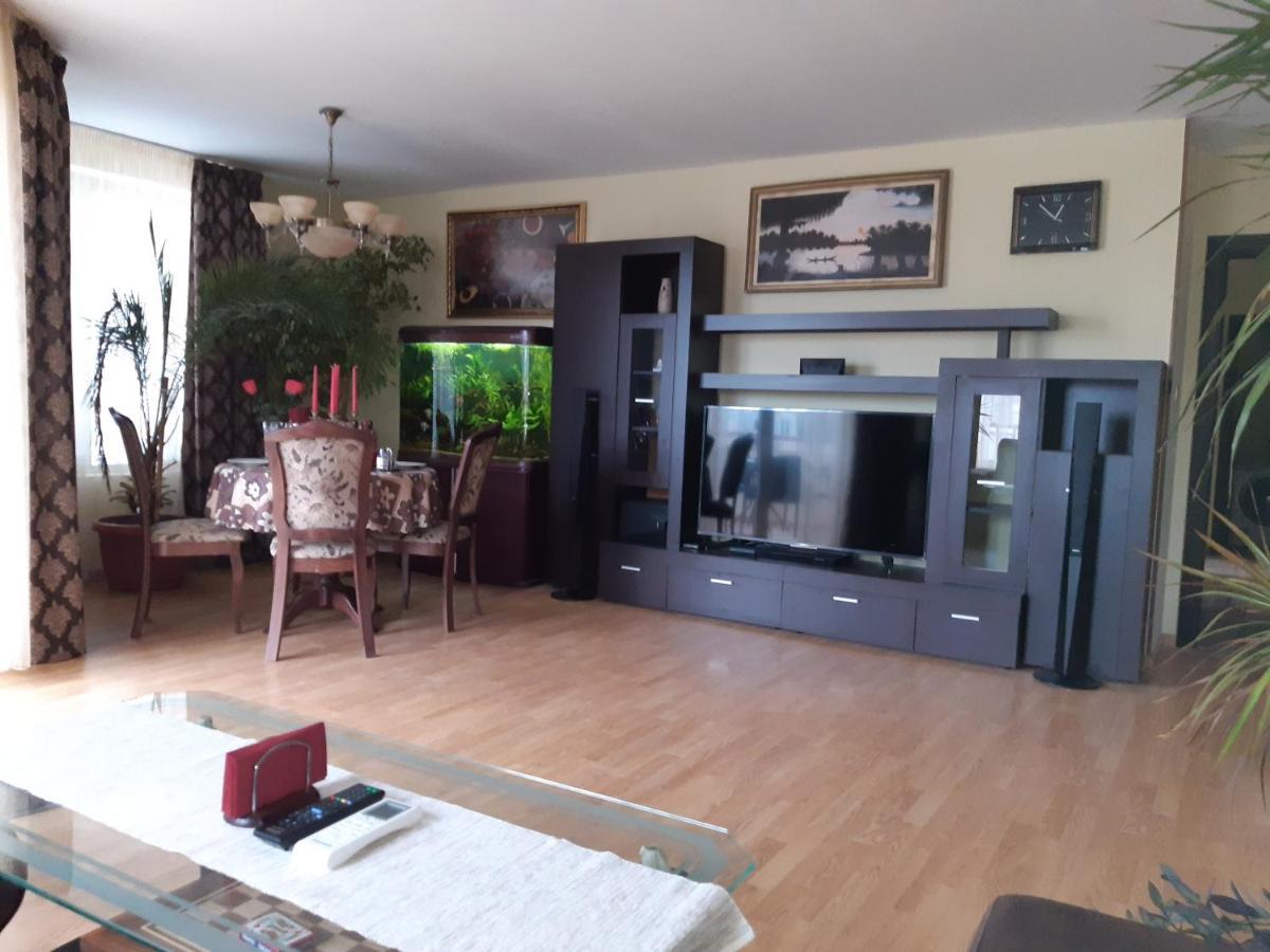 Nish 7 Appartement Veliko Tarnovo Buitenkant foto