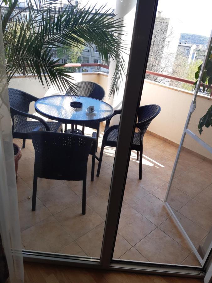 Nish 7 Appartement Veliko Tarnovo Buitenkant foto